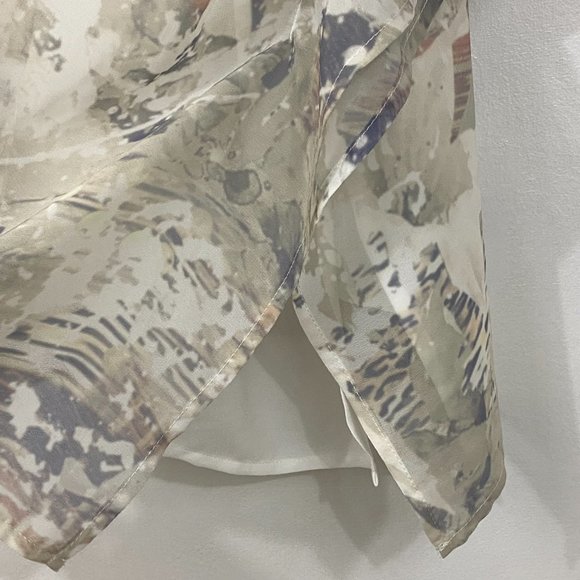 AVON Sheer Layered Pull Over Top Size M/L - Picture 6 of 10